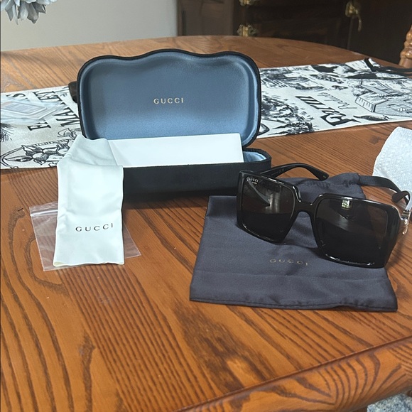 Gucci Accessories - NEW Oversized Gucci Black Sunglasses